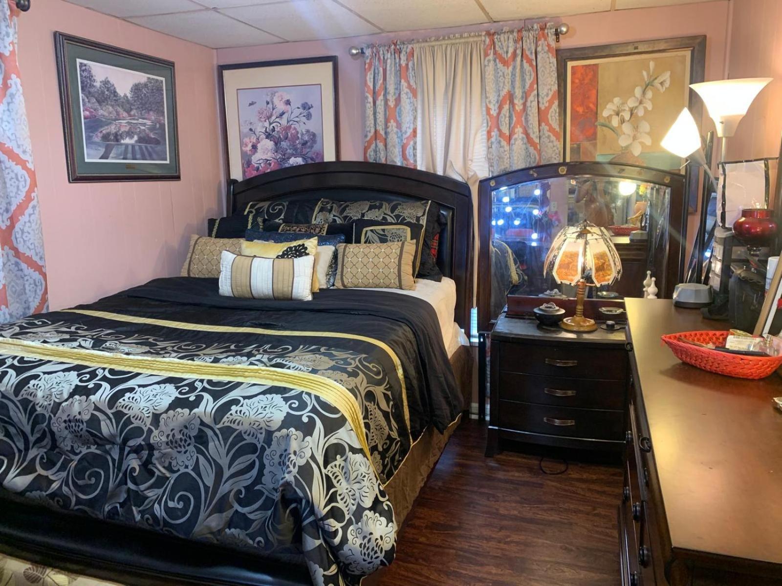Ambassador Luxury Room Jamestown Buitenkant foto
